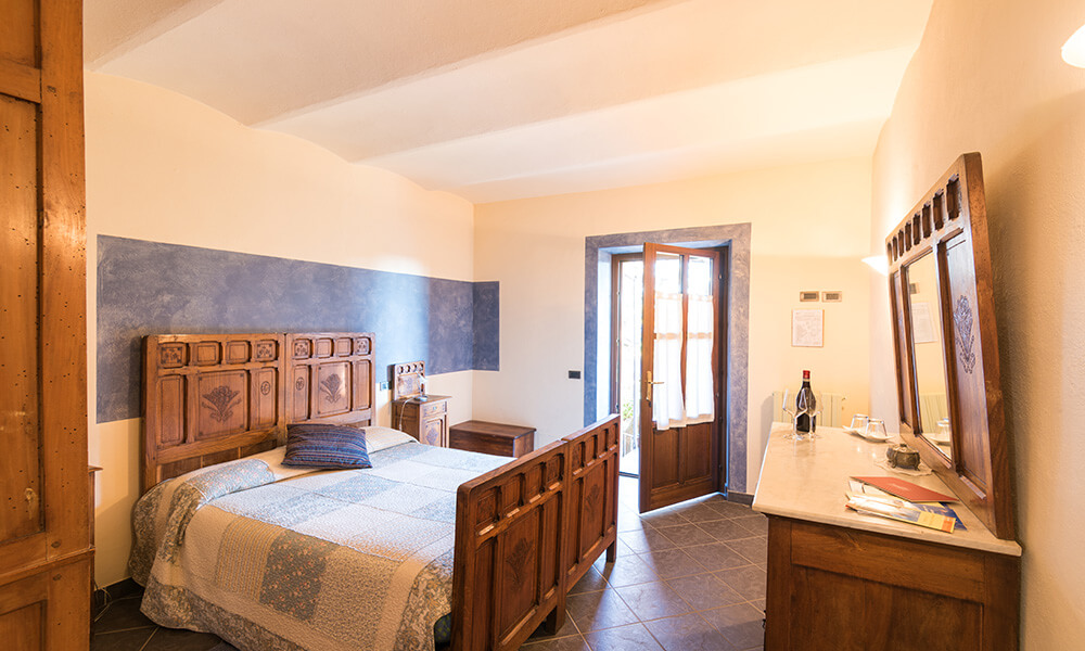 Langhe 12 ristoranti con piscina